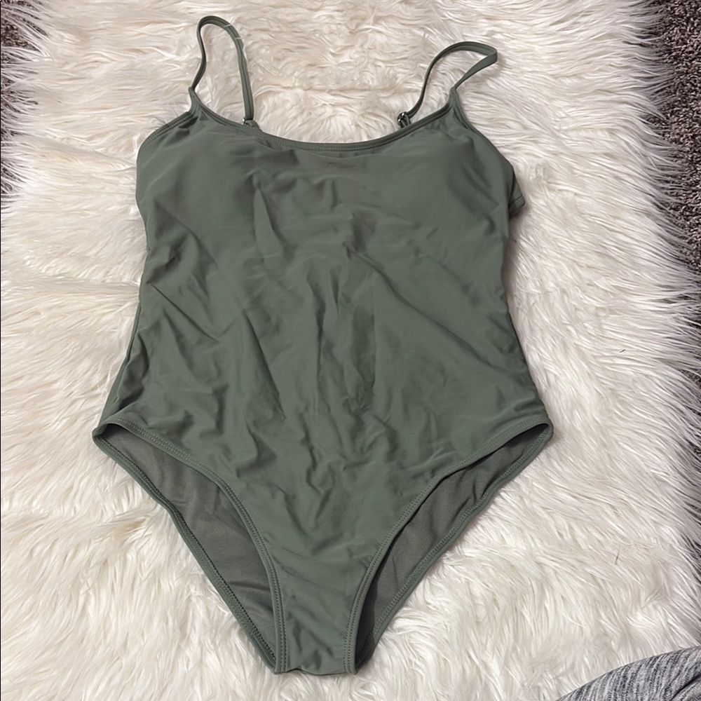 NWOT From Amazon Green One Piece Swimsuit Size L
